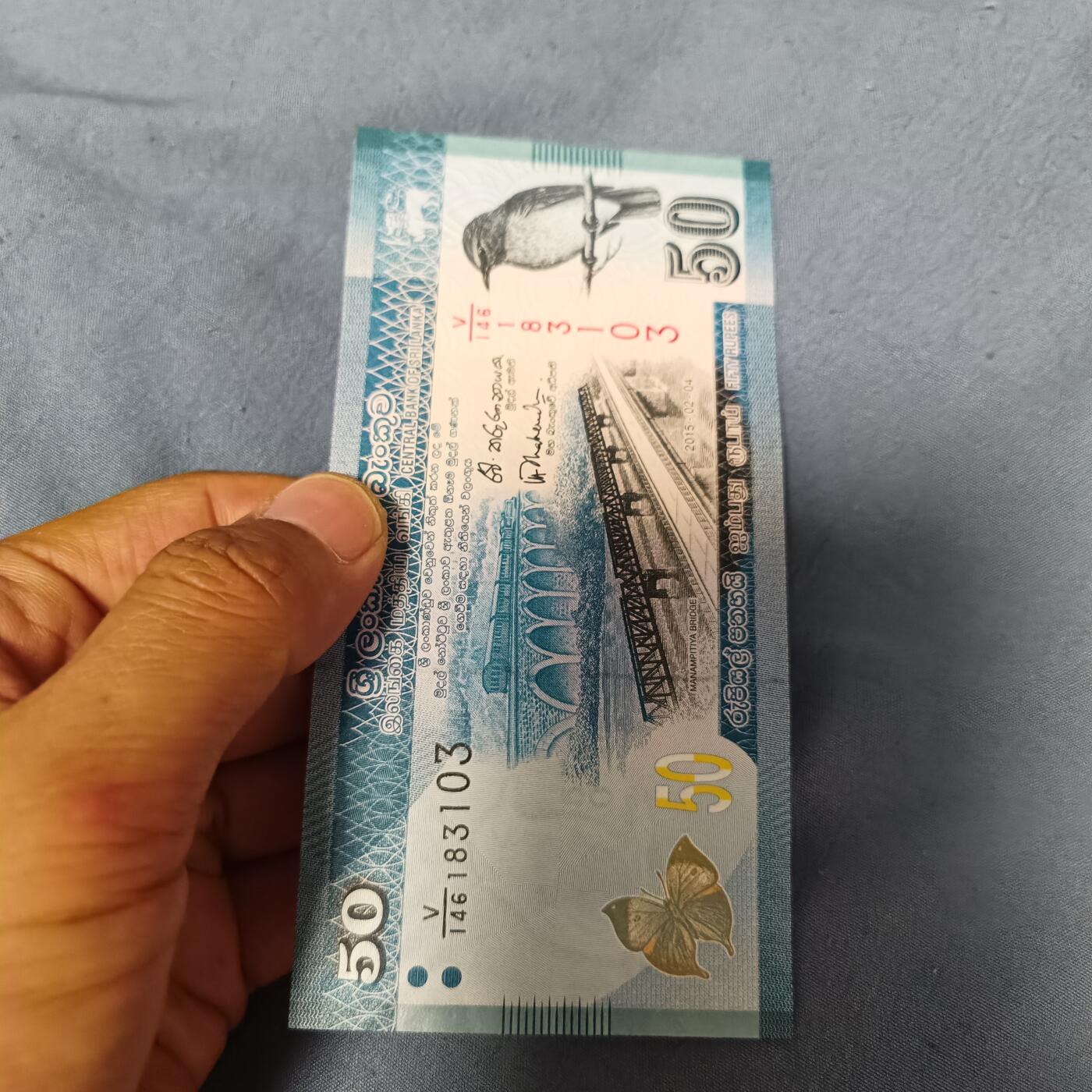 泡泡币外币第六十一场可代拍15038385335微信