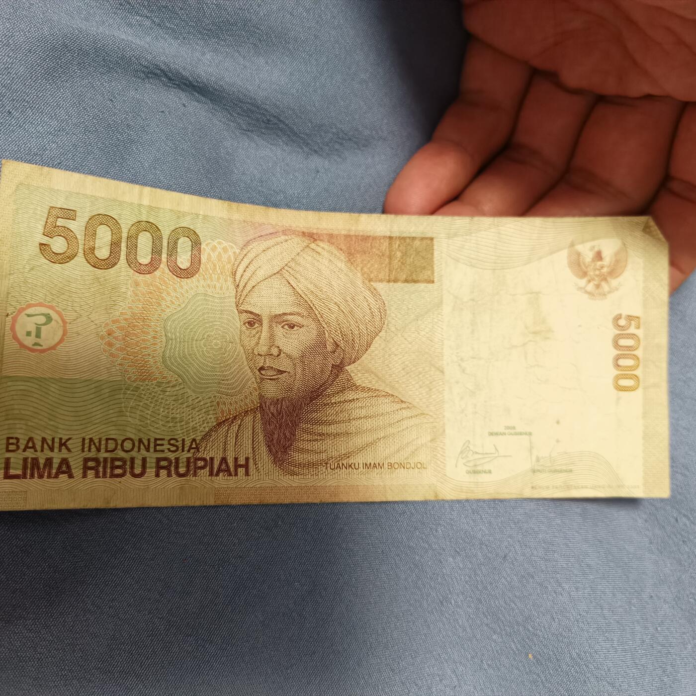 泡泡币外币第六十一场可代拍15038385335微信 印尼5000