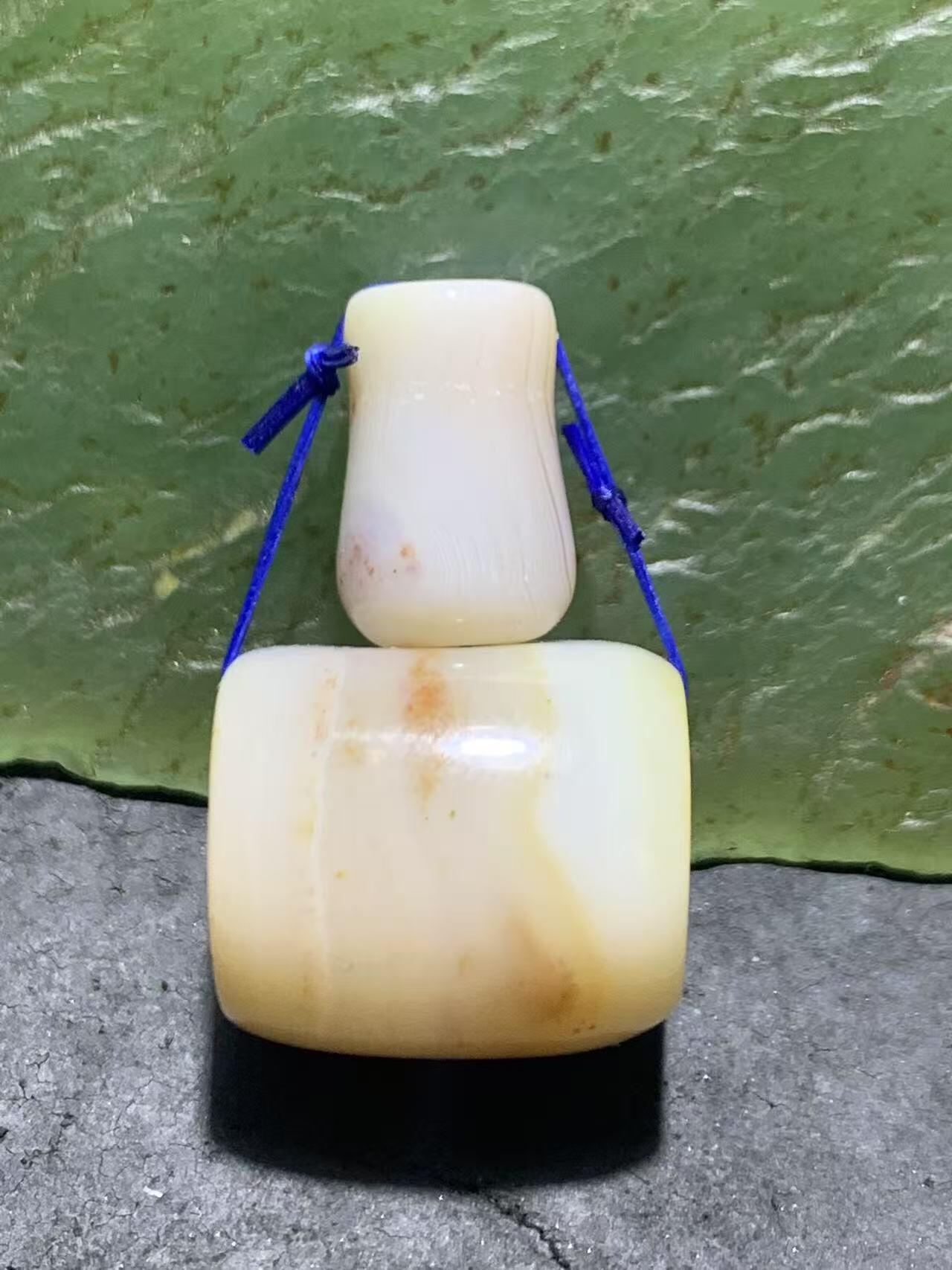 精美高玉化缠丝玛瑙佛头三通一套，，