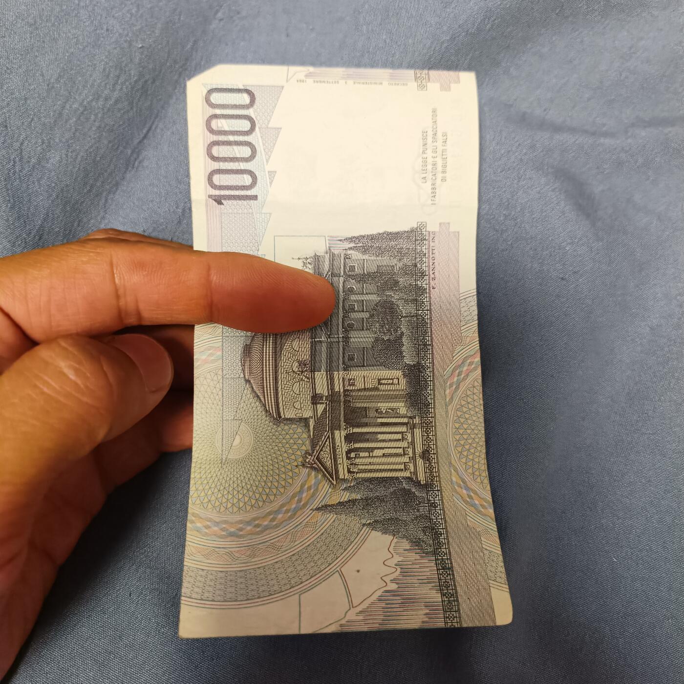 泡泡币外币第六十一场可代拍15038385335微信 意大利10000