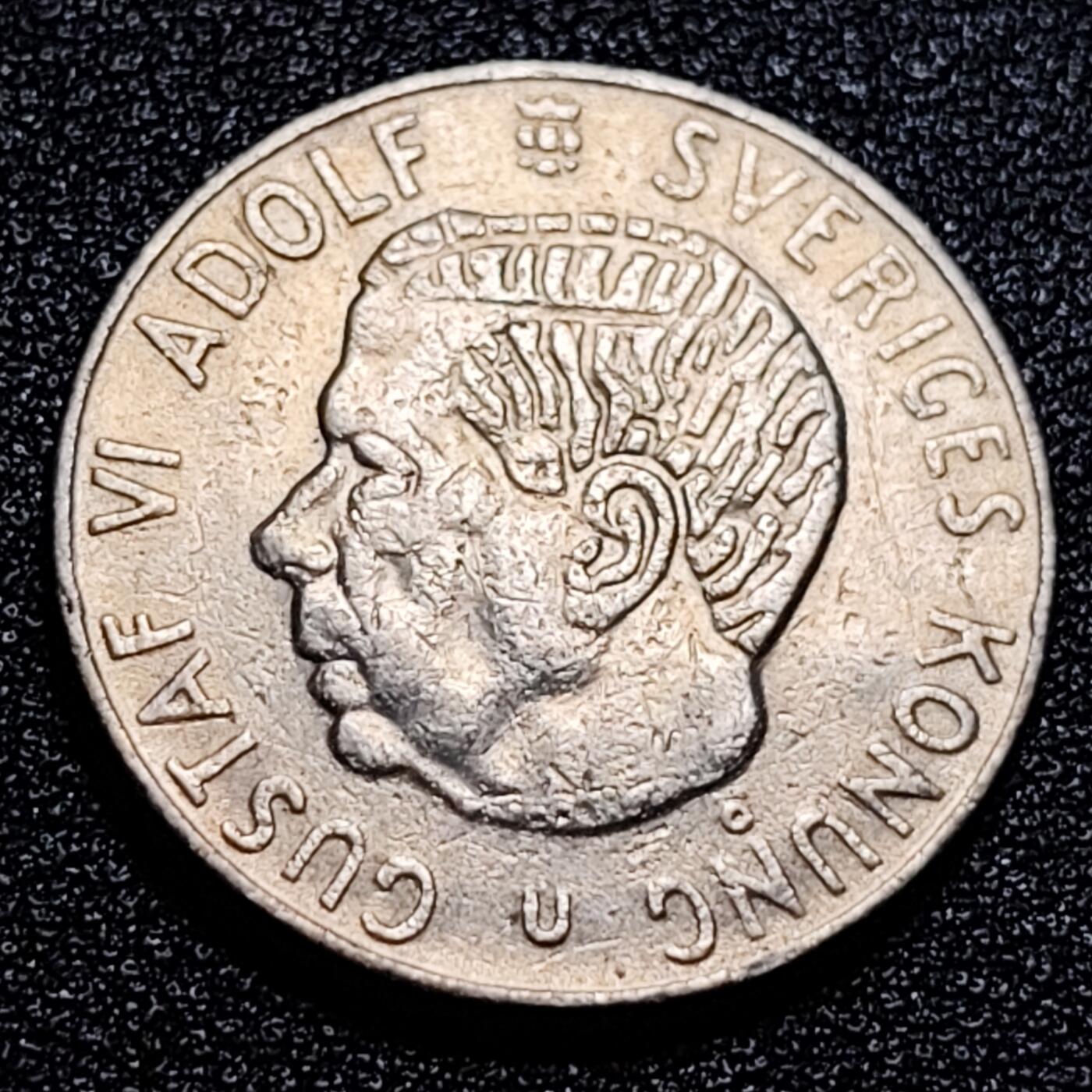 泉币菌-第57场-各国散币场 瑞典1970年1克朗 古斯塔夫六世国王 皇冠 25mm