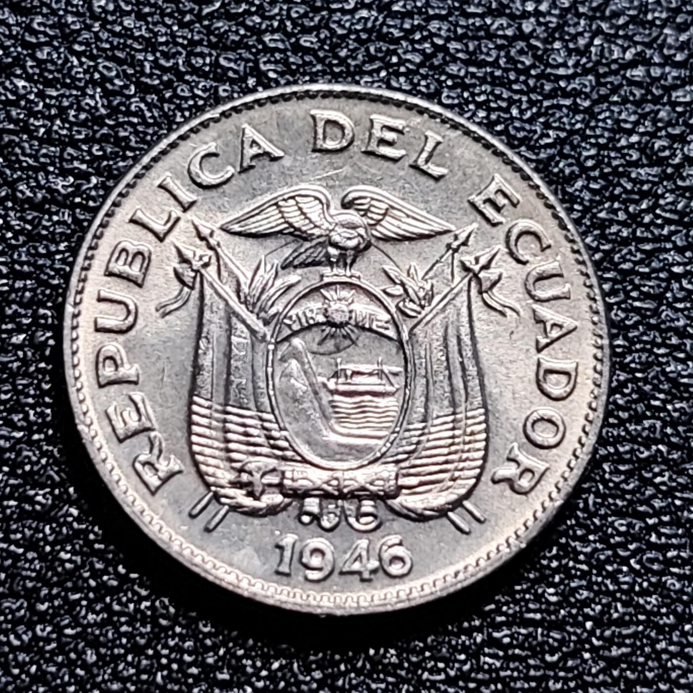 泉币菌-第57场-各国散币场 原光美品1946年 厄瓜多尔 5分 小镍币 