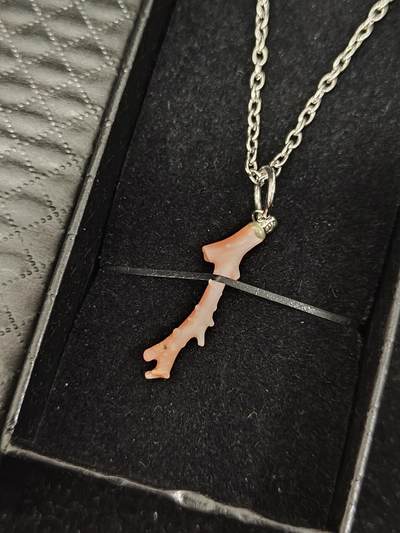 0元起拍勋章 第279期 咸鱼国勋章拍卖专场 7月23日（周日）下午6：00开始 日本中古有机宝石项链带盒