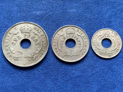 《竞宝斋》第403场 周日，周一，2场连拍 （全场包邮） - 3枚一组 英属西非 1911 乔治五世 硬币