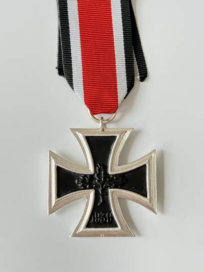 RimeNova韵星2025军品类夏季拍卖会-- RimeNova 2025 Summer Militaria Sale - 联邦德国（西德）1957二级铁十字勋章