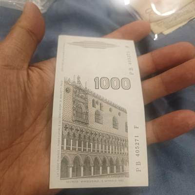 泡泡币外币第六十二场可代拍15038385335微信 - 意大利