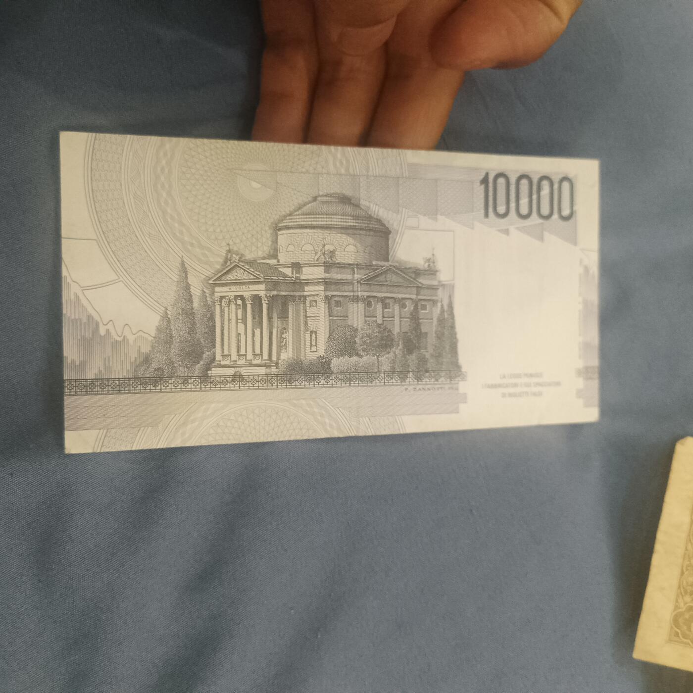 泡泡币外币第六十二场可代拍15038385335微信