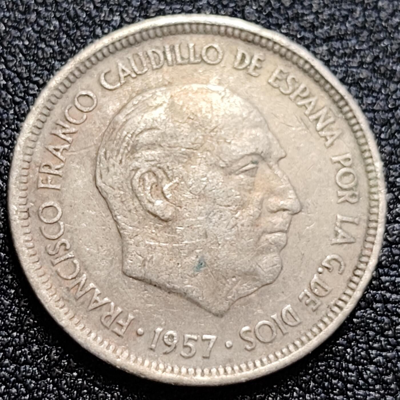 泉币菌-第58场-各国老币铜币场 西班牙1957年 5比塞塔 弗朗哥鹰徽23mm