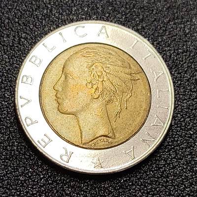 泉币菌-第59场-各国老币铜币场  世界首枚双色币 意大利1985年500里拉 罗马建筑雕像 广场 25.8mm