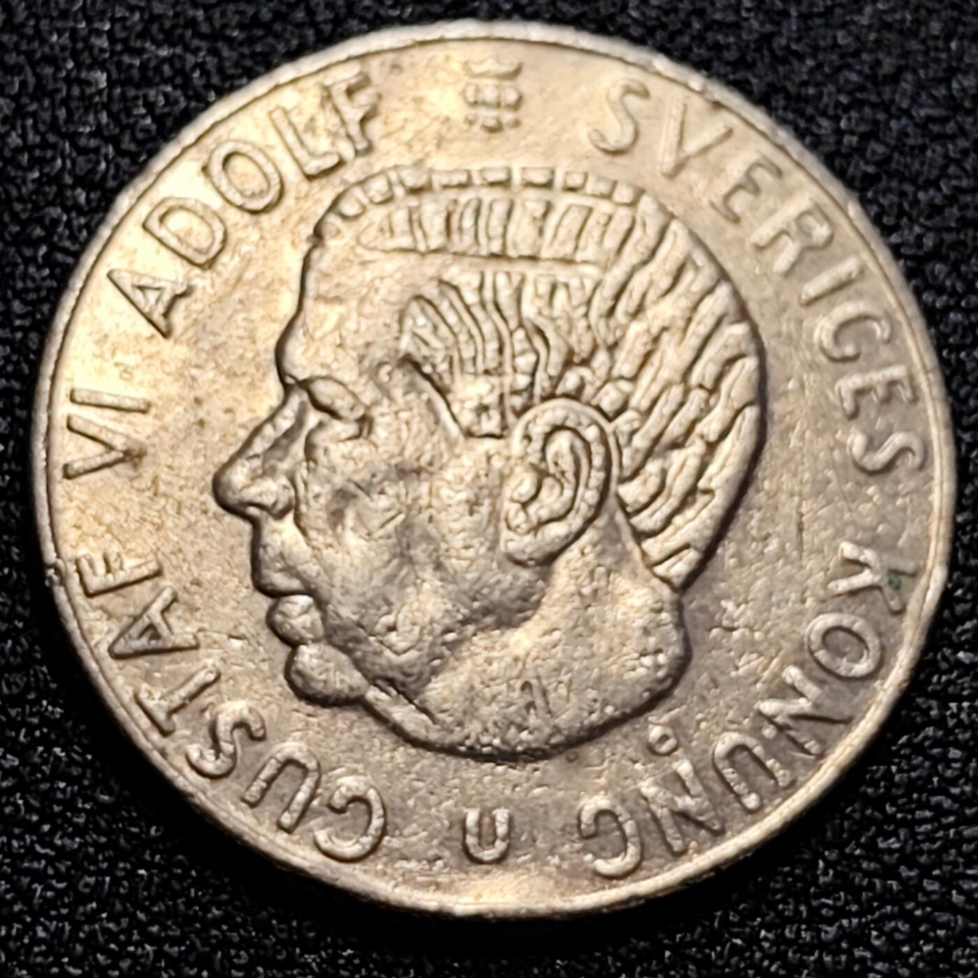 泉币菌-第59场-各国老币铜币场 瑞典1973年1克朗 古斯塔夫六世国王 皇冠  25mm