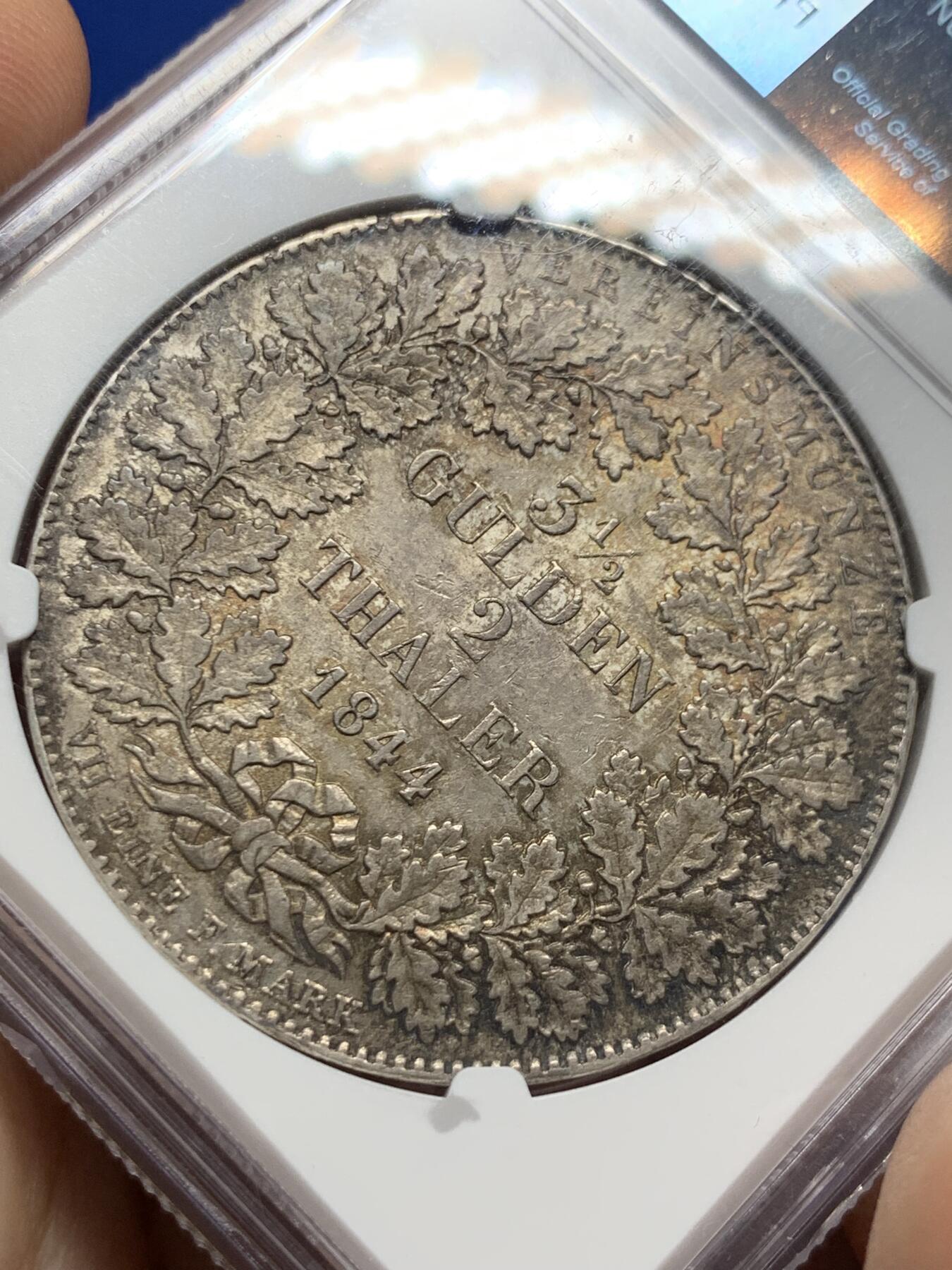 《竞宝斋》第403场 周日，周一，2场连拍 （全场包邮） 亚军分 NGC MS64 德国 1844年 法兰克福 2泰勒银币 高点俱在 羽毛犀利 深彩包浆能上64确实不易