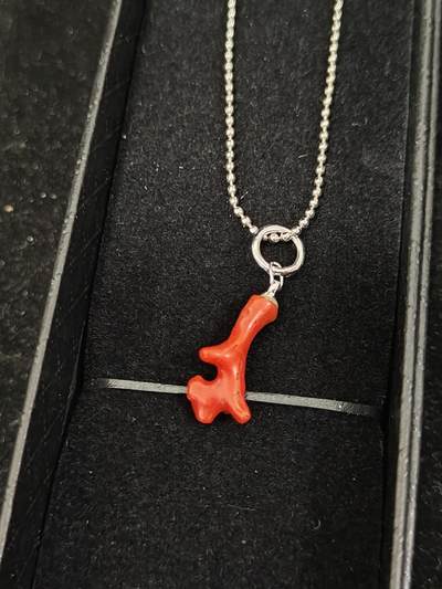 0元起拍勋章 第279期 咸鱼国勋章拍卖专场 7月23日（周日）下午6：00开始 日本中古有机宝石项链带盒