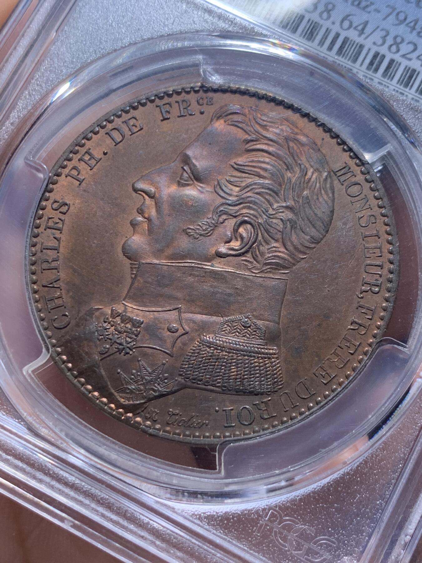 《竞宝斋》第403场 周日，周一，2场连拍 （全场包邮） PCGS SP64RB 唯一冠军分+封面广告币 法国1818年查理十世军装5法郎大铜样，非常稀少的样币品种，仅见的查理十世的戎装版头像，流通版未采用。RB铜光靓丽，收藏级冠军品质