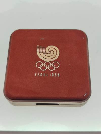 0元起拍勋章 第279期 咸鱼国勋章拍卖专场 7月23日（周日）下午6：00开始 1988年奥运会韩国一万韩圆纪念币