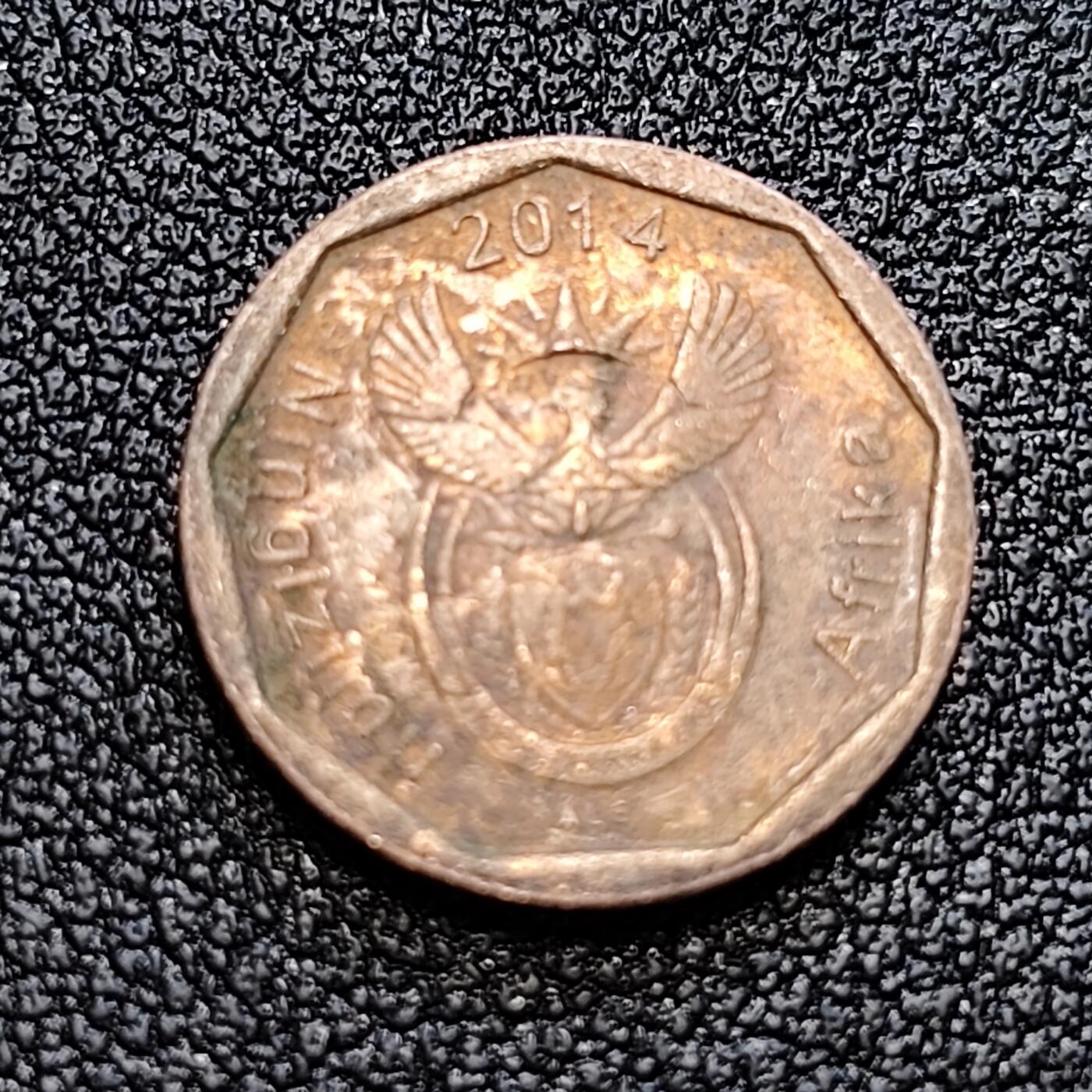 泉币菌-第58场-各国老币铜币场 南非10分小硬币 16mm 海芋百合 