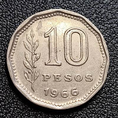 泉币菌-第59场-各国老币铜币场 少见 阿根廷10比索 1966年 骑马 23.6mm 美洲币