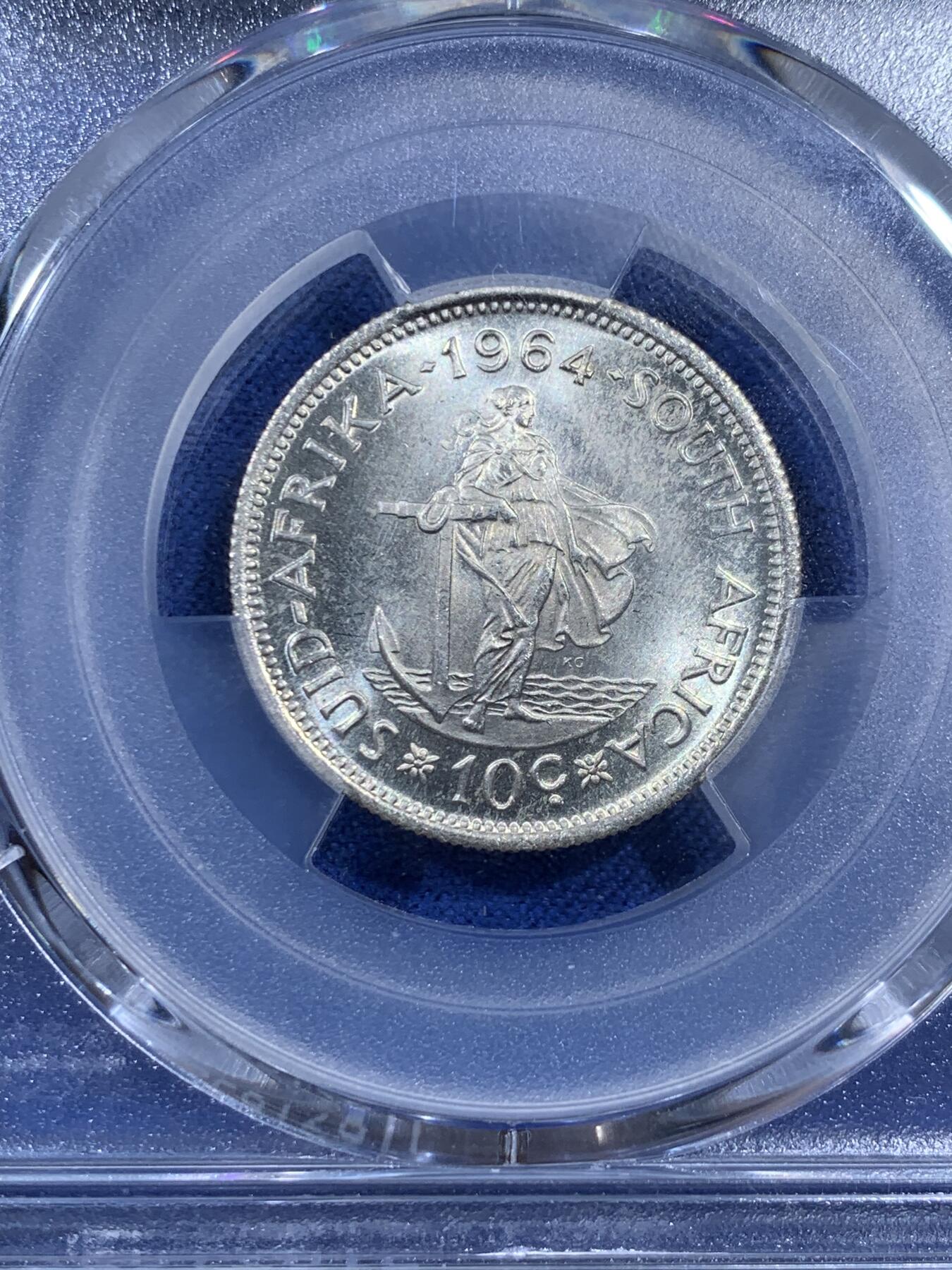 《竞宝斋》第404场 周日，周一，2场连拍 （全场包邮） PCGS MS65 南非1964年10分 卷拆品 两面爆光 细节极为清晰 人物栩栩如生
