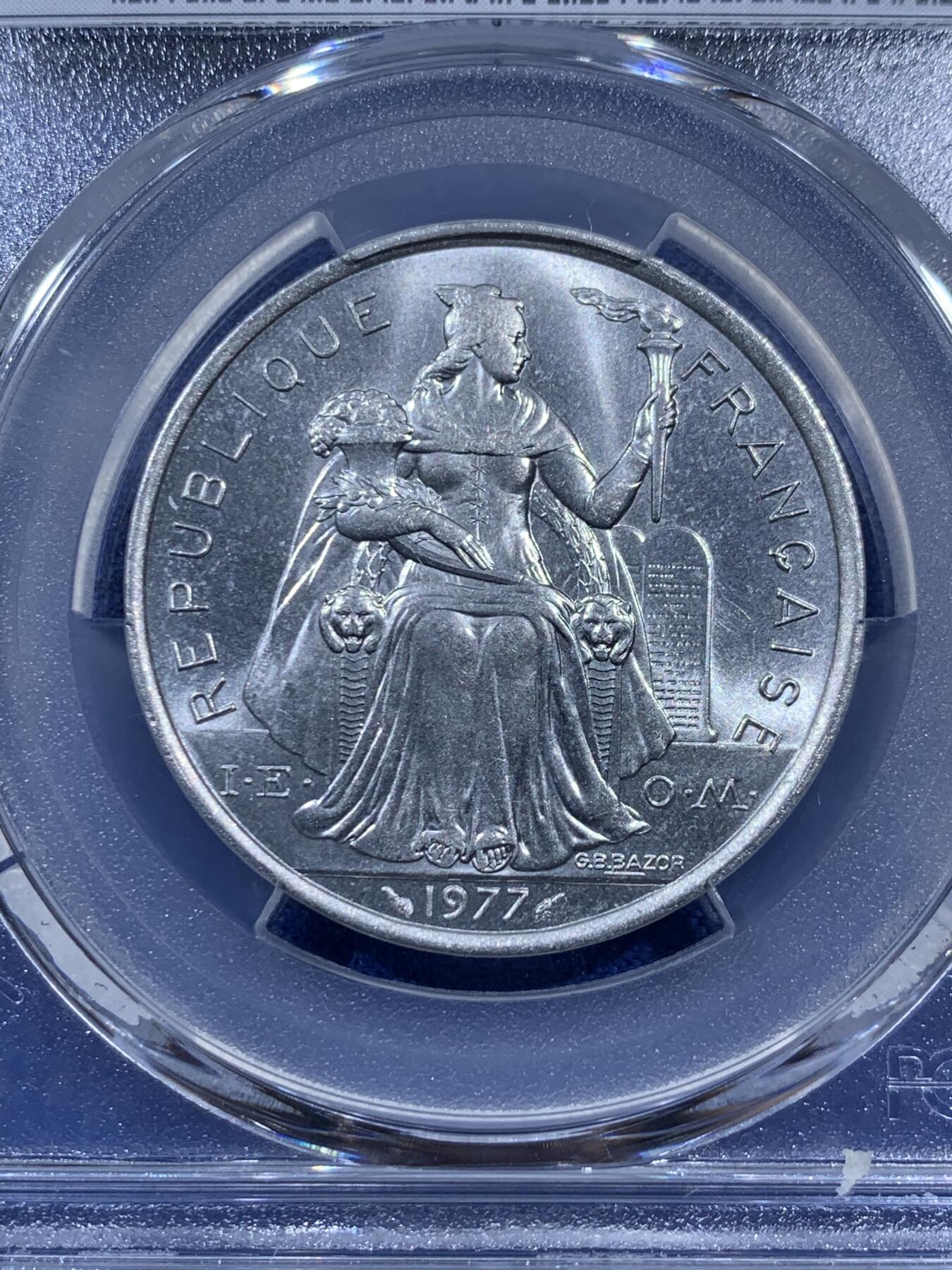 《竞宝斋》第404场 周日，周一，2场连拍 （全场包邮） PCGS MS66 法属波利尼西亚1977年5法郎拆卷评级，唯一的冠军分 铝币容易腐蚀高分不易，喜欢的不要错过了。