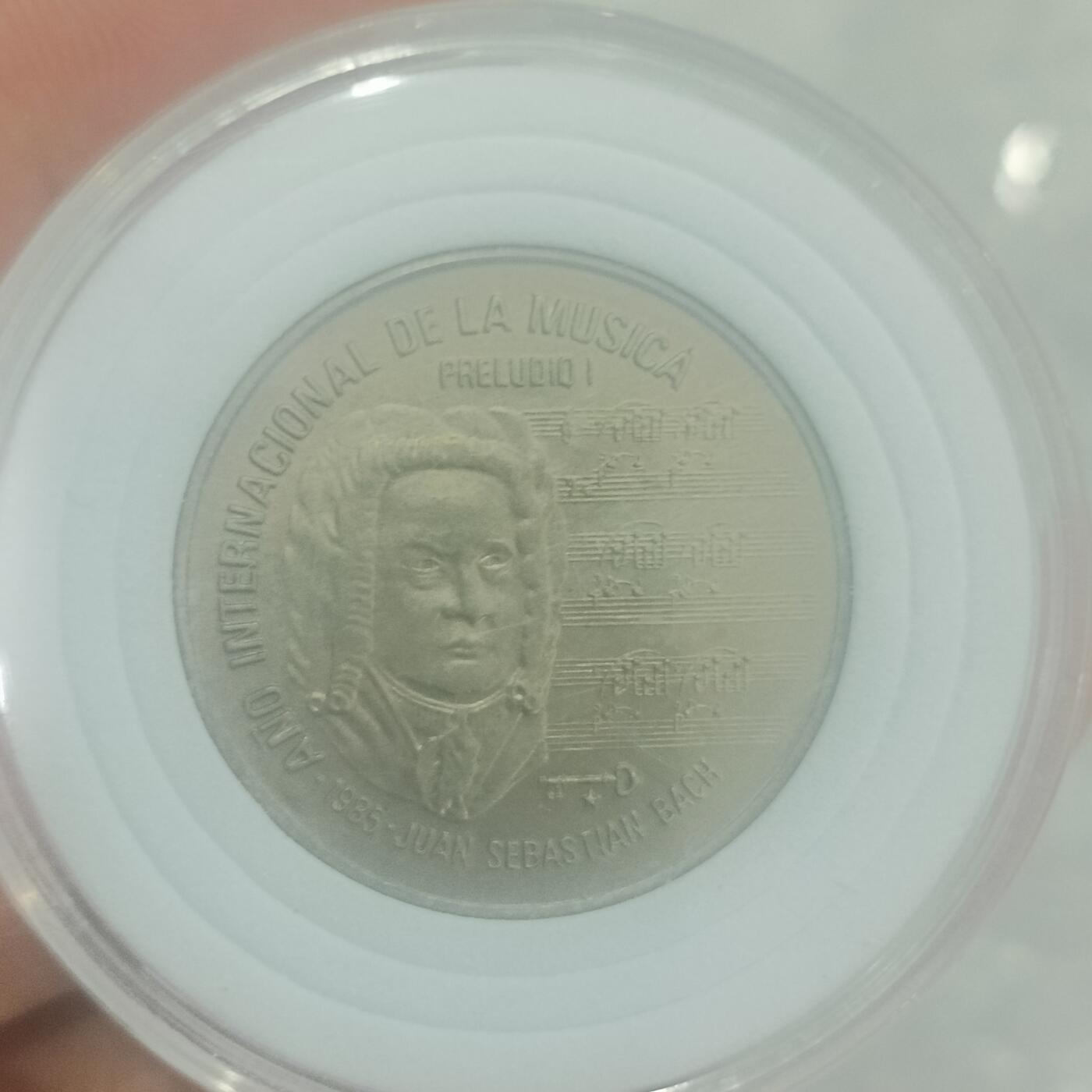 泡泡币外币第六十三场可代拍15038385335微信 古巴一皮纪念币