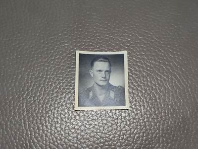 安丰章牌第一期 - WWII德国空军士兵照片，颜值非常高