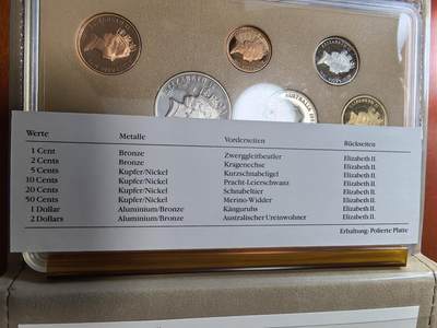 长老汇蛇年精选第二十八场拍卖 1991澳大利亚8枚套精制币，盒证全，克书150美金