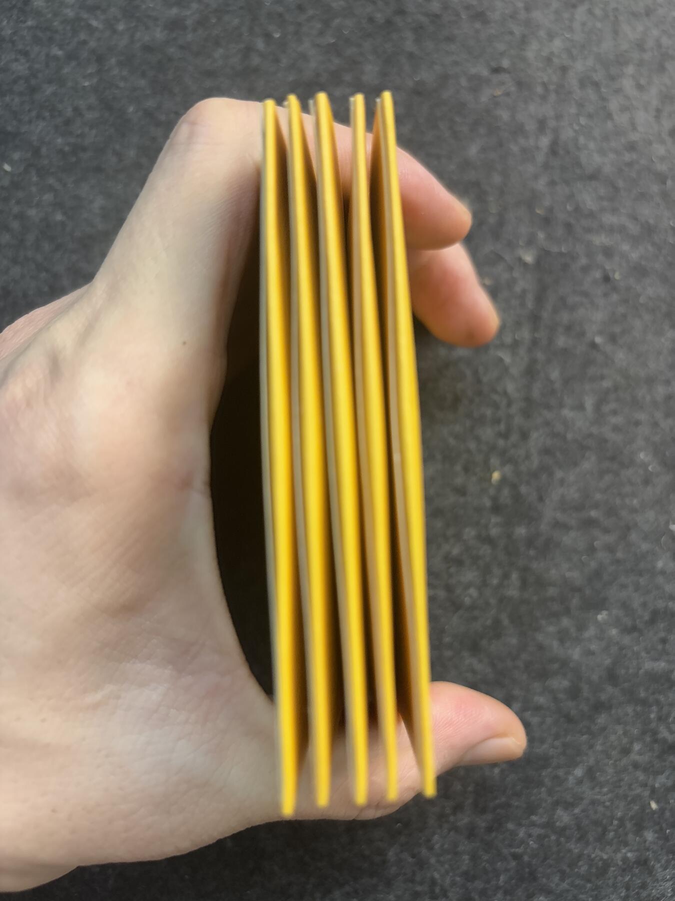 文馨钱币收藏第 261 场，优选品质银币，铜币场，本场拍品不预留，中拍不满包邮请付邮费 少见麦当劳巨无霸汉堡上市 50 周年代用币 5 枚，少见，中拍送当时的扇子 3 把，发票等券
