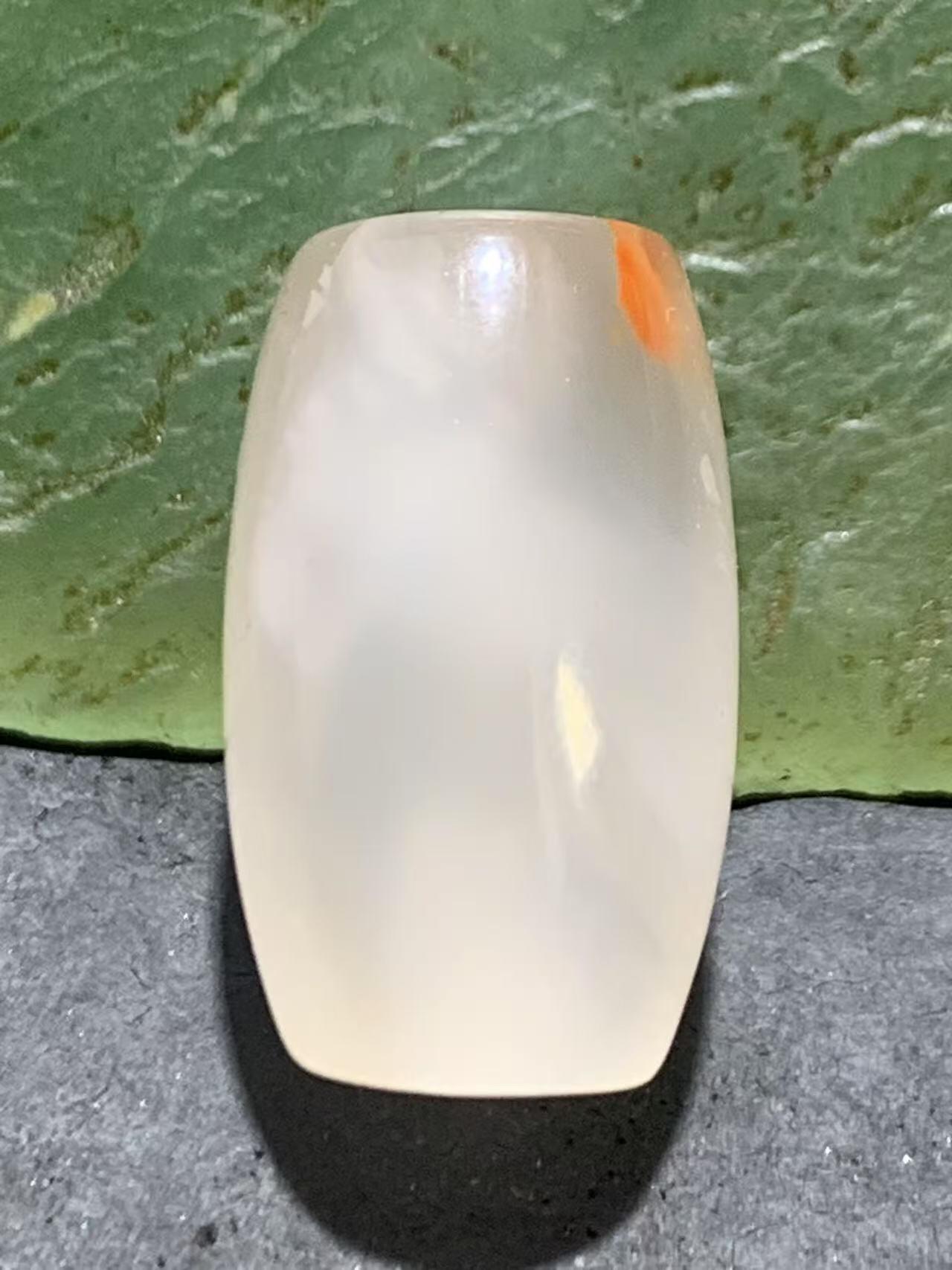 川料南红玛瑙荔枝冻飘红通货桶珠一颗！，