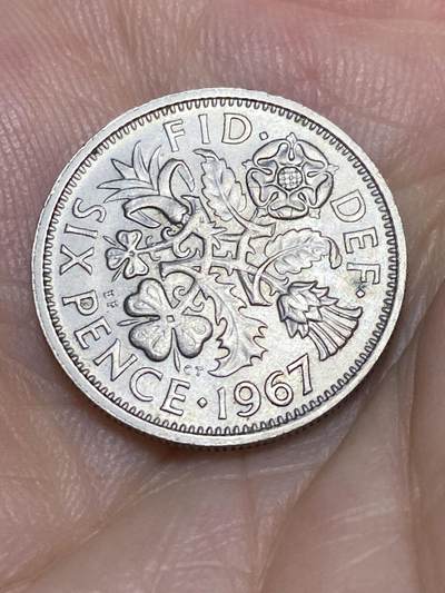 2025年第六十九场(总第九十五场）外国好品散币(免佣金) - 英国🇬🇧1967年6便士(伊丽莎白二世青年桂冠第二版，普制币关门年)