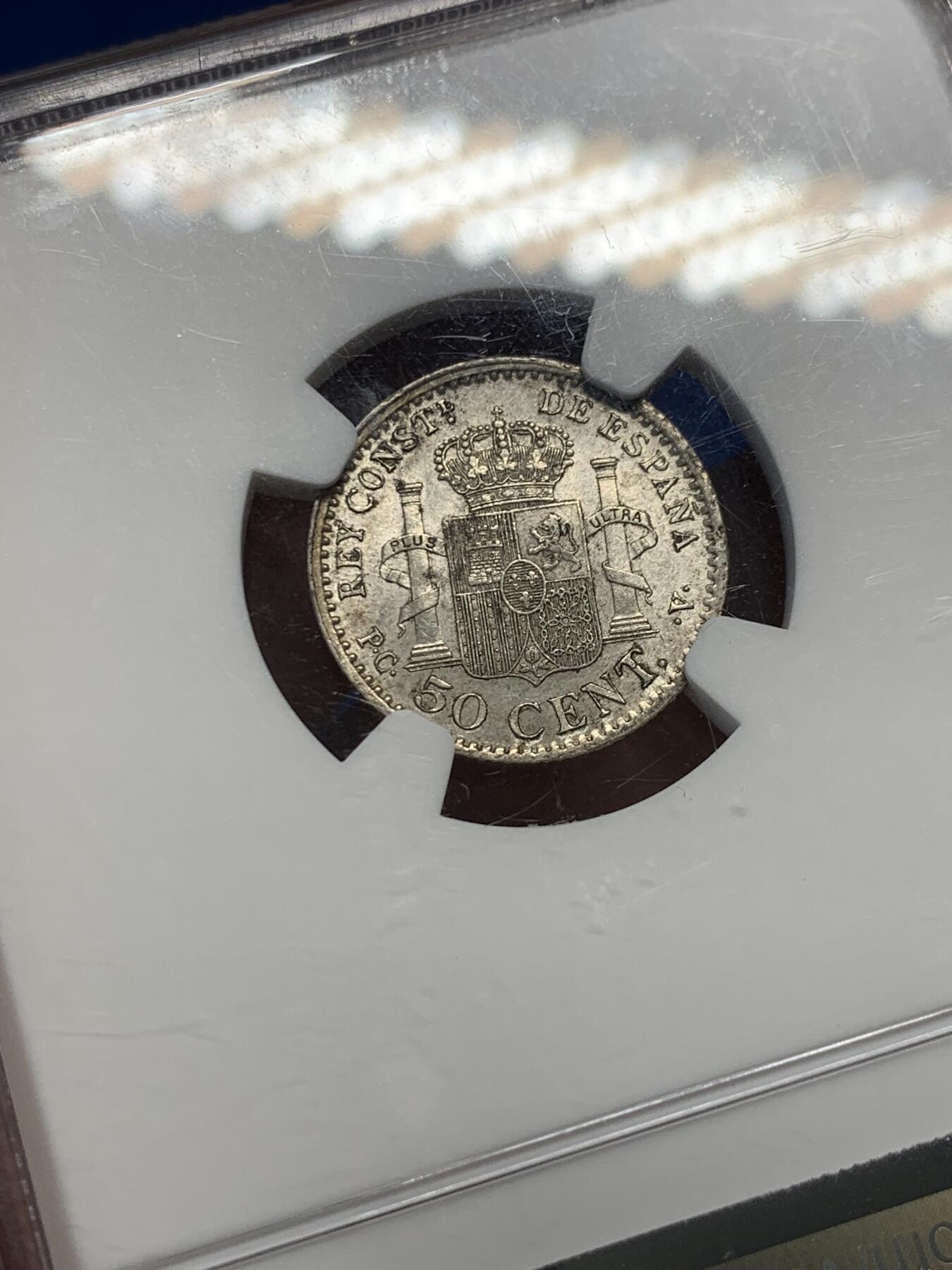 《竞宝斋》第404场 周日，周一，2场连拍 （全场包邮） NGC MS62 西班牙 1904(10)年 50分小银币 转光好品