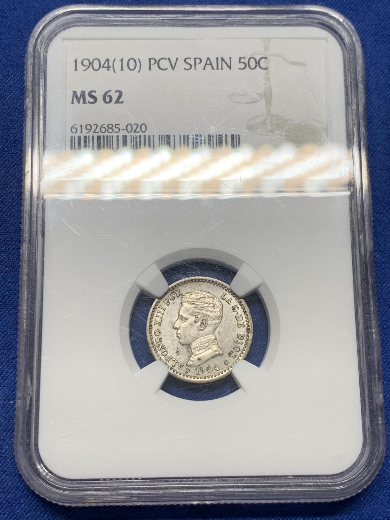 《竞宝斋》第404场 周日，周一，2场连拍 （全场包邮） NGC MS62 西班牙 1904(10)年 50分小银币 转光好品
