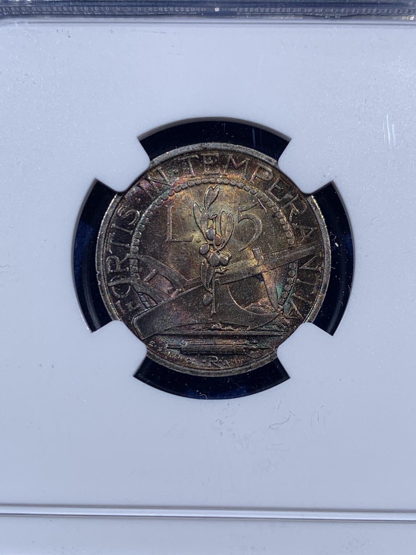 《竞宝斋》第404场 周日，周一，2场连拍 （全场包邮） NGC MS64 圣马力诺1938年女神半身像5里拉银币
