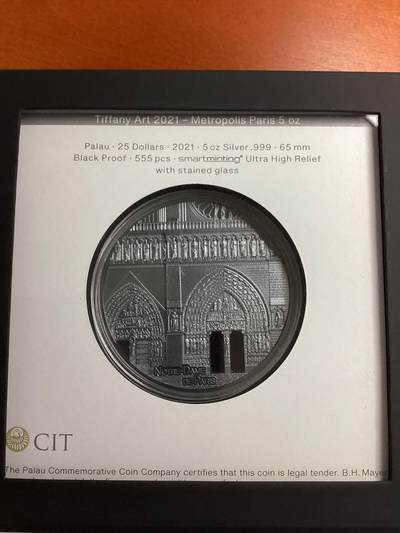 长老汇蛇年精选第二十八场拍卖 2021帕劳巴黎圣母院5盎司黑色精制银币，999银，直径65MM，超高浮雕，彩色玻璃镶嵌，蒂凡尼艺术系列，555枚，智能铸币技术