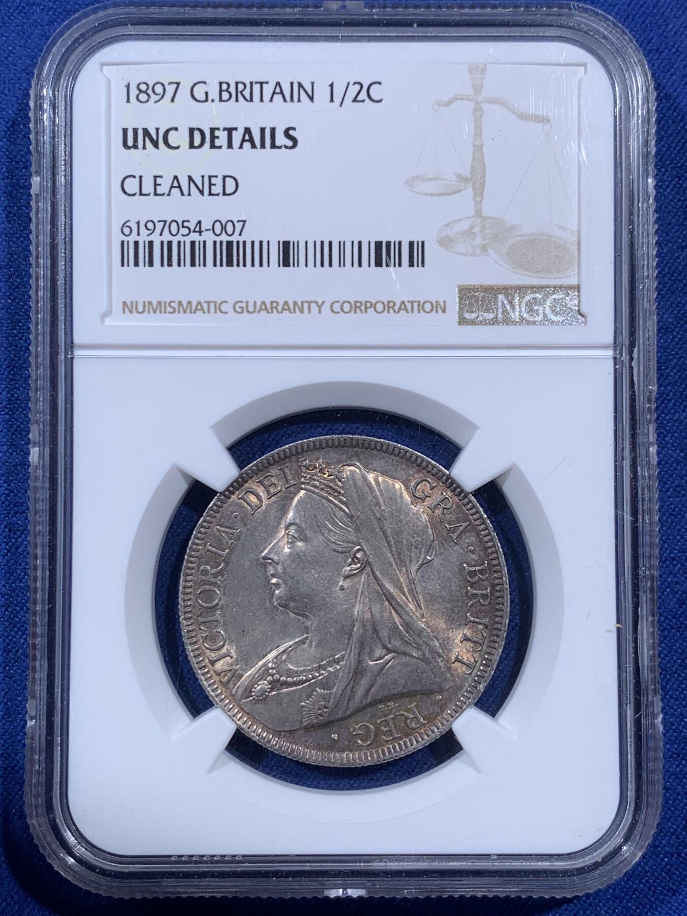 《竞宝斋》第404场 周日，周一，2场连拍 （全场包邮） NGC UNC 英国1897年维多利亚披纱半克朗银币 五彩包浆 细节极好