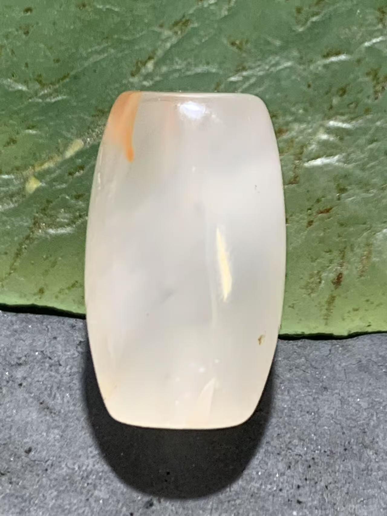 川料南红玛瑙荔枝冻飘红通货桶珠一颗！，