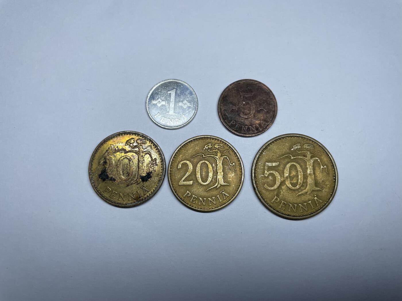 2025年集古藏今外币拍卖第七期-第3场—（总第253拍），可以寄存60天，满160元包邮。 1952年-1979年版芬兰套币5枚