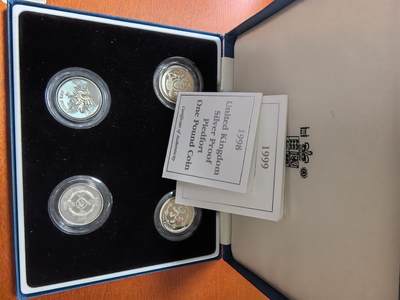 长老汇蛇年精选第二十八场拍卖 1998-2001英国1英镑精制加厚银币4枚，盒证全