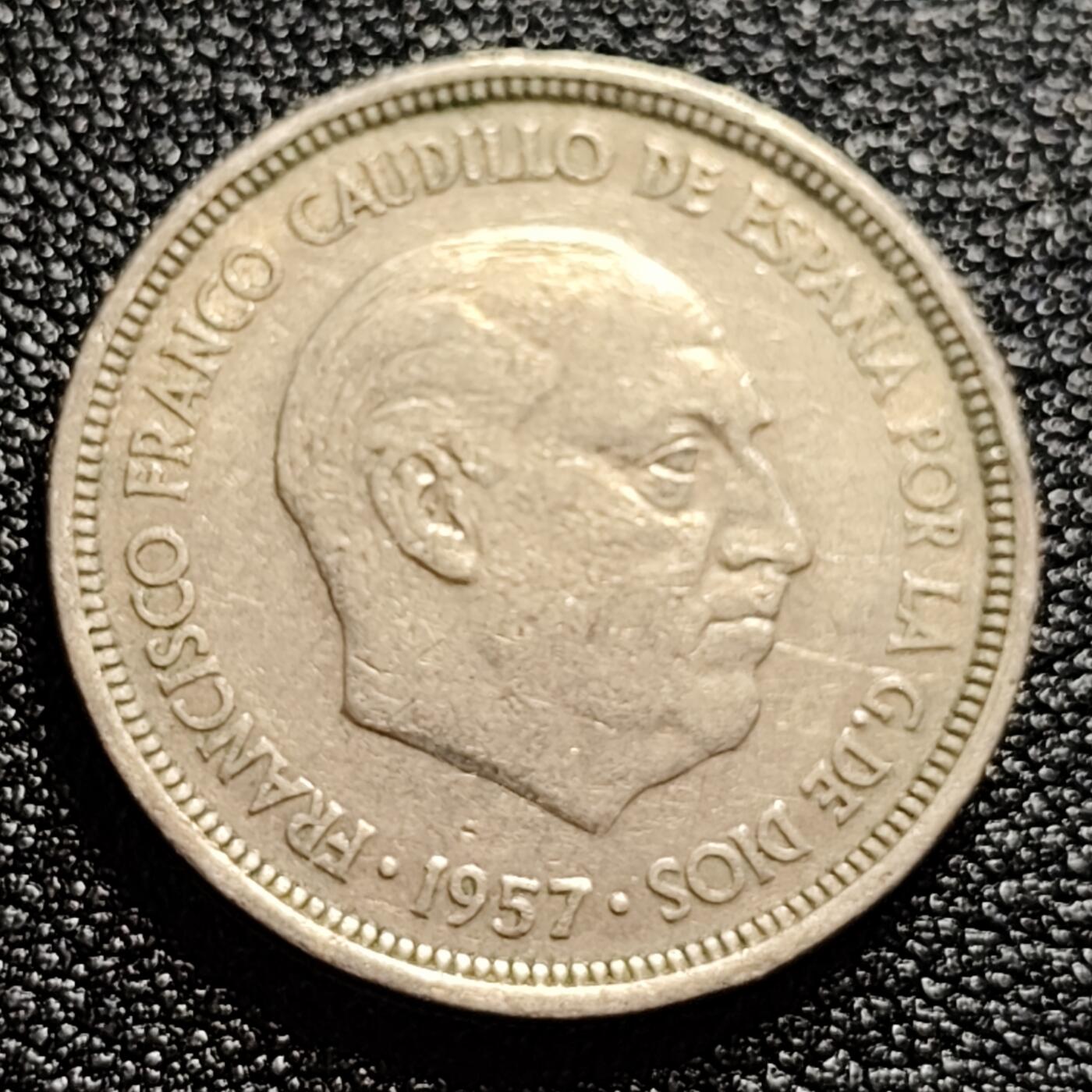 泉币菌-第60场-各国老币铜币场 西班牙1957年5比塞塔 弗朗哥鹰徽23mm 