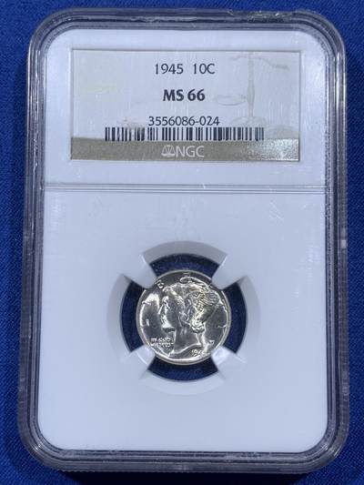 《竞宝斋》第404场 周日，周一，2场连拍 （全场包邮） - NGC MS66 美国1945年小飞人10分银币 盒子上沿有磕