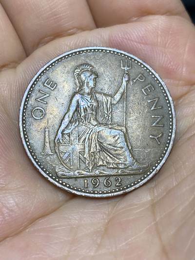 2025年第六十九场(总第九十五场）外国好品散币(免佣金) - 英国🇬🇧1962年1便士(伊丽莎白二世青年桂冠第二版)