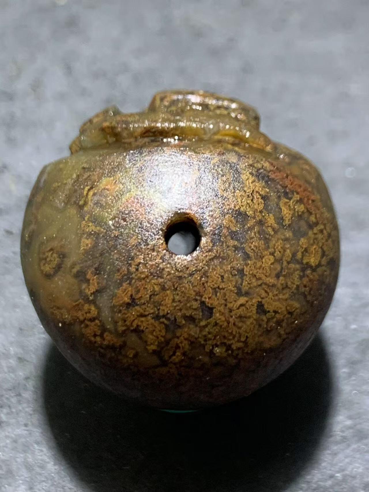 精美亚光草花纹战国红玛瑙手工雕刻道字单珠一颗