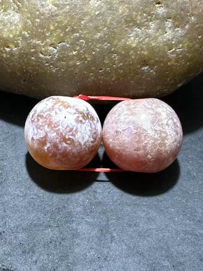 精美高玉化奶油皮风化纹玛瑙苹果珠一对，， - 精美高玉化奶油皮风化纹玛瑙苹果珠一对，，
