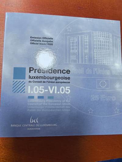 长老汇蛇年精选第二十八场拍卖 2005卢森堡欧盟轮值主席25欧元精制银币，卡装