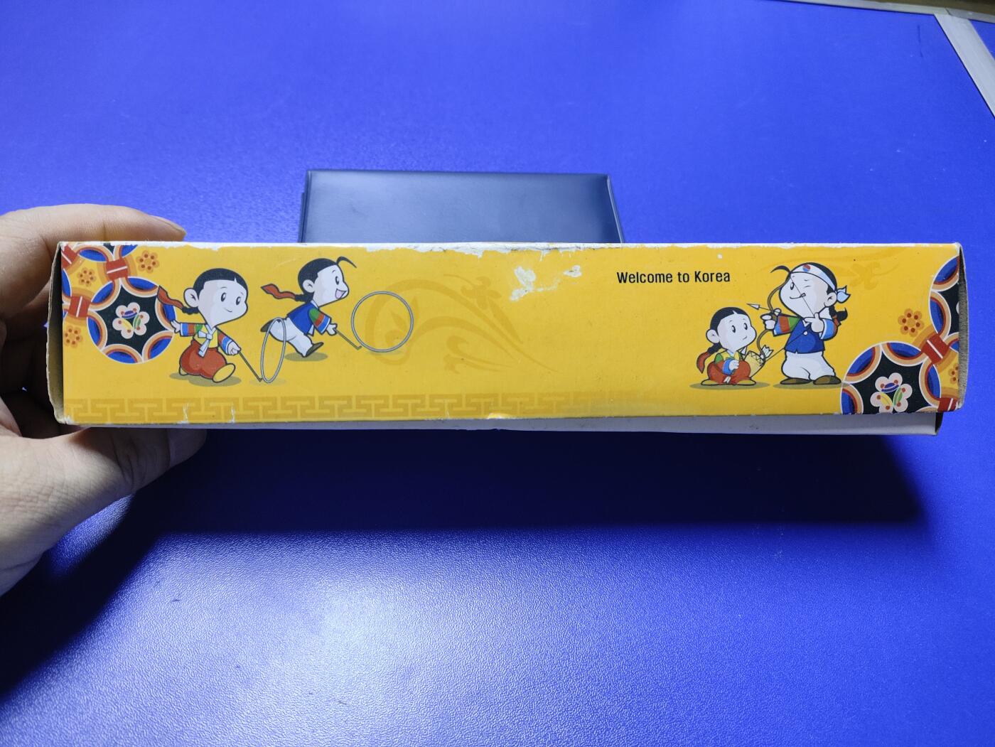 搬档清货：杂七杂八A 韩国旅游纪念品，古画瓷酒杯套装