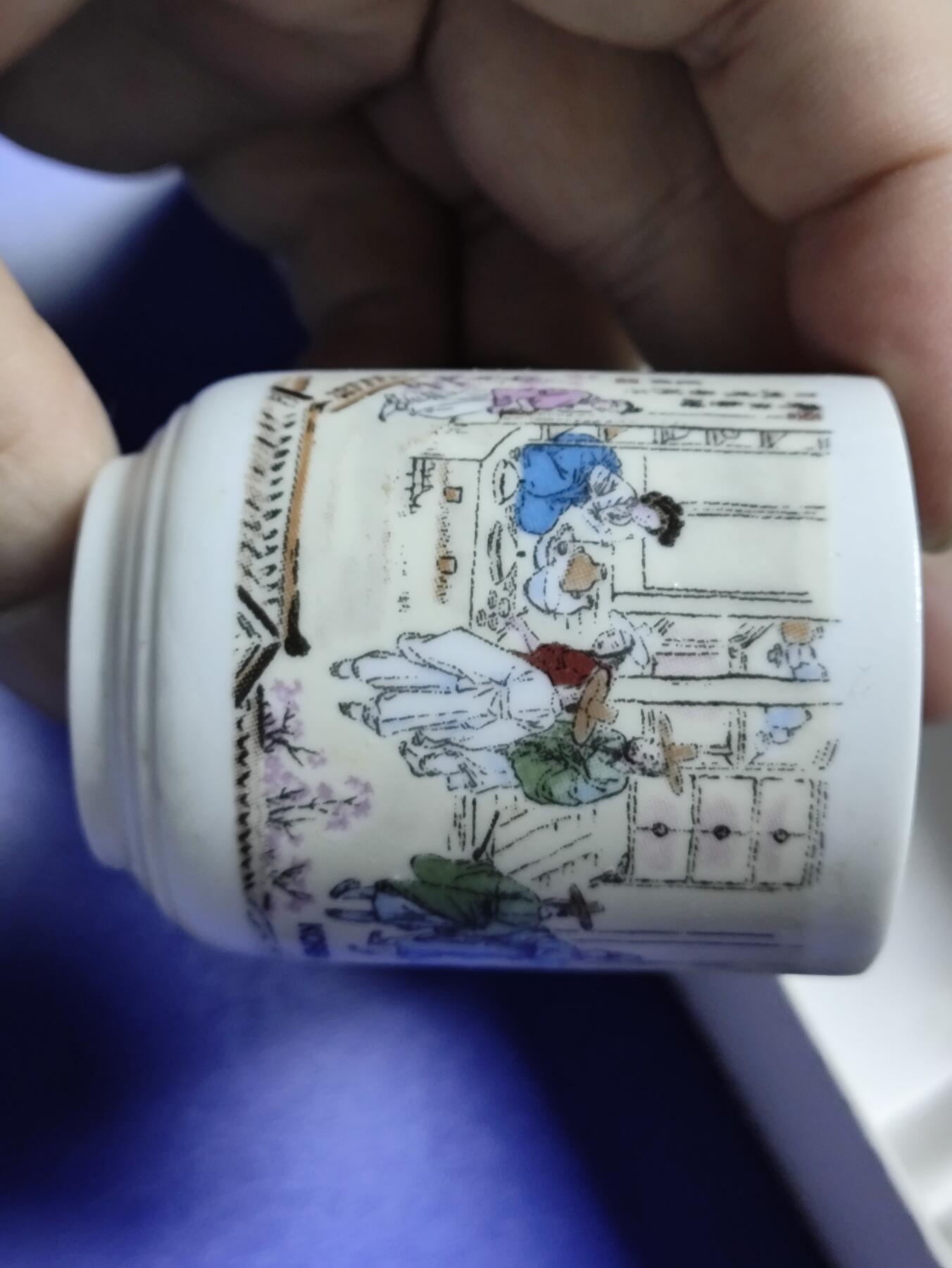 搬档清货：杂七杂八A 韩国旅游纪念品，古画瓷酒杯套装