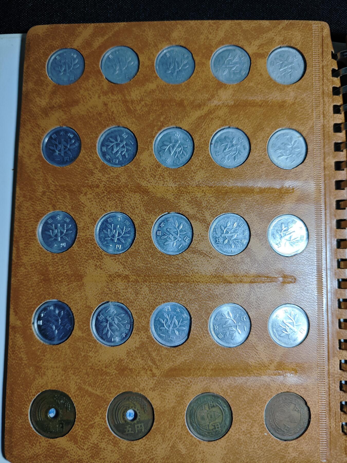 KK钱币收藏小铺 《批量/好品散币 套币 银币》专场 2月预留时间 周末发货 日本国 昭和时期70年代左右定位册 全套1/5/10/50/100/1000円的年份面值 收集年份不易！含100円银币8枚1000円大奥银币 纪念币，收藏级一步到位!