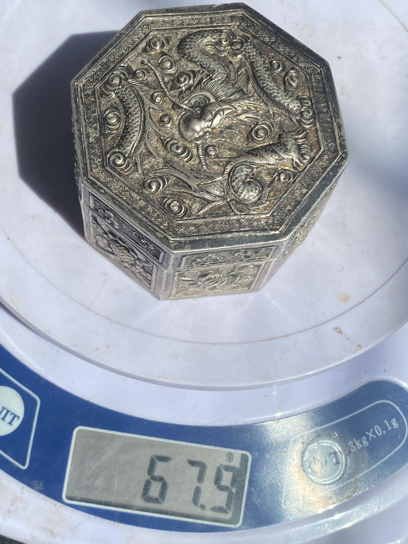 晚清十三行老银盒