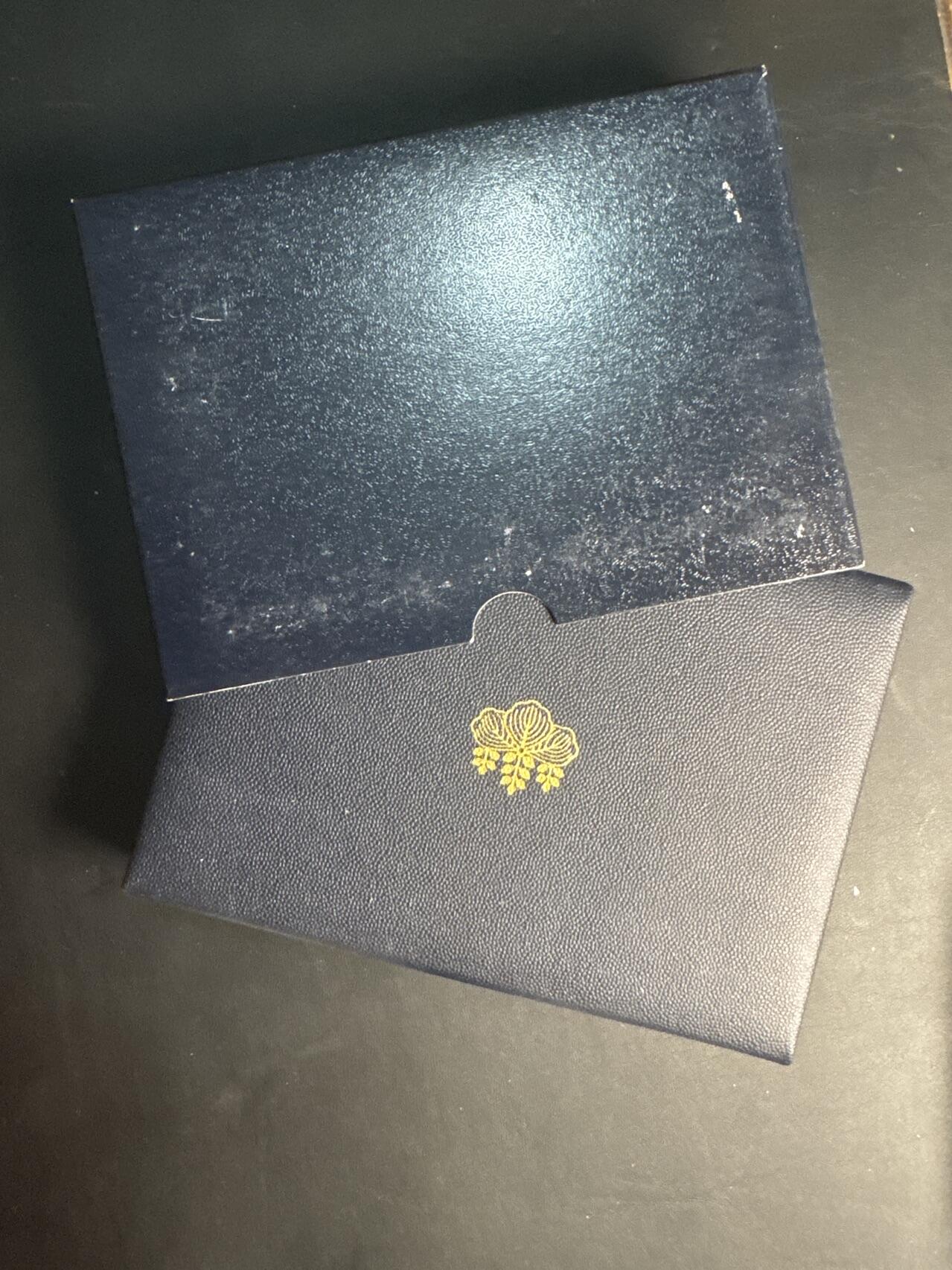 ❤️【币观天下】❤️ 第318期钱币拍卖- 2025.7.25周五晚上6点半场-长期征集拍品 日本1995年官方PS精制流通套币黑色本册