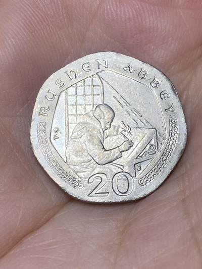 2025年第七十场(总第九十六场）外国好品散币(免佣金) - 少见面值–英属马恩岛🇮🇲2002年20便士(伊丽莎白二世老年，PM AB)
