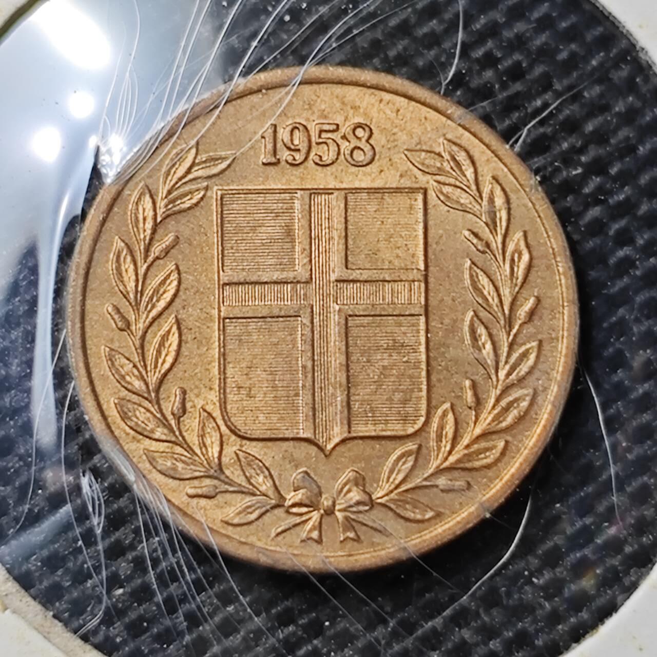 KK钱币收藏小铺 第313期 周末发货 1958冰岛1奥拉 好品铜币