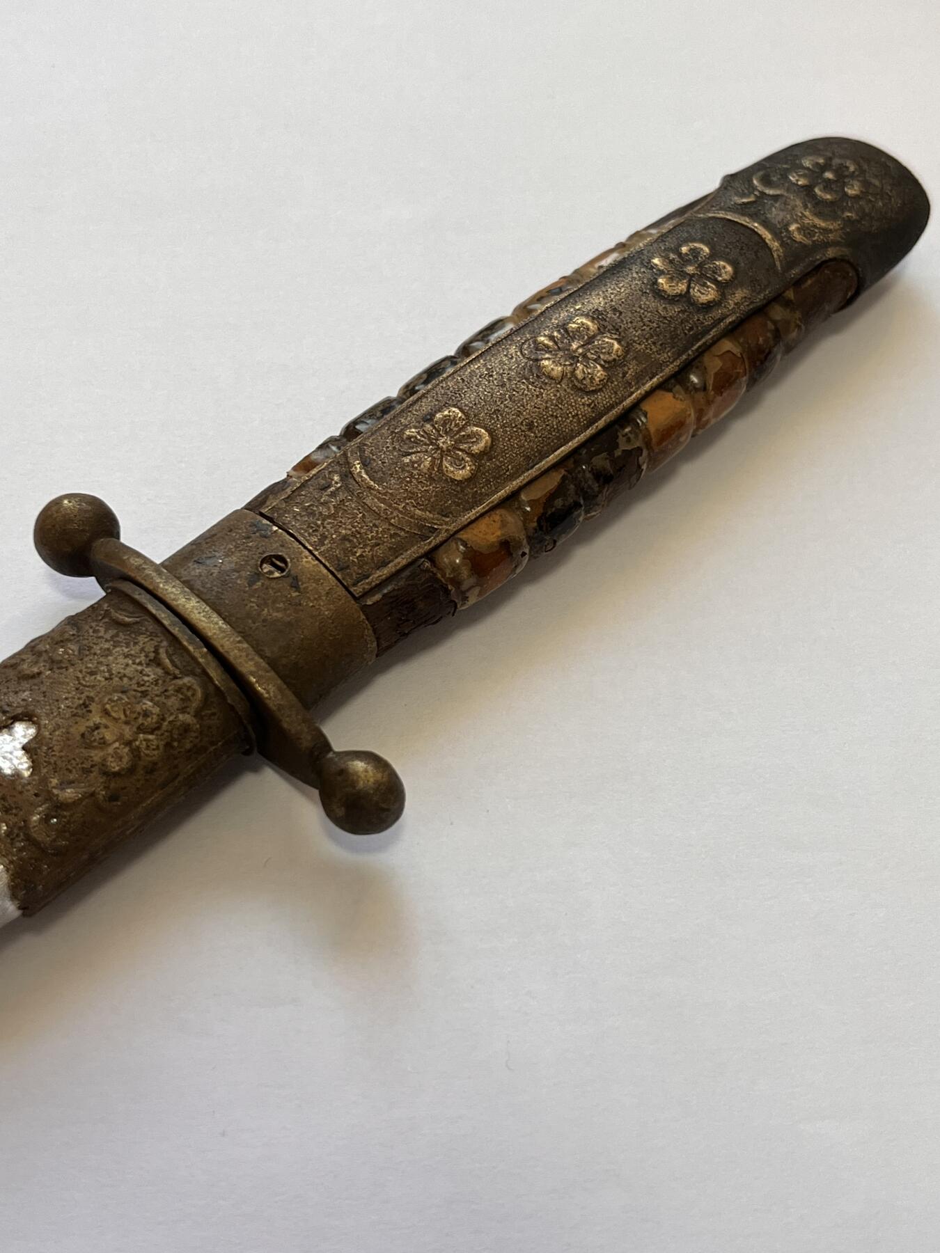 RimeNova韵星2025军品类夏季拍卖会-- RimeNova 2025 Summer Militaria Sale 陆军少将（军需监）冯一中旧藏，抗战中正剑（梅花剑）